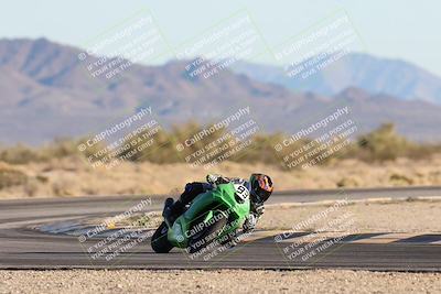 media/Dec-07-2025-CVMA (Sun) [[3e7d2de5dc]]/Race 16-Formula Middleweight/